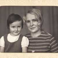 Сестра Галина с дочкой Диной